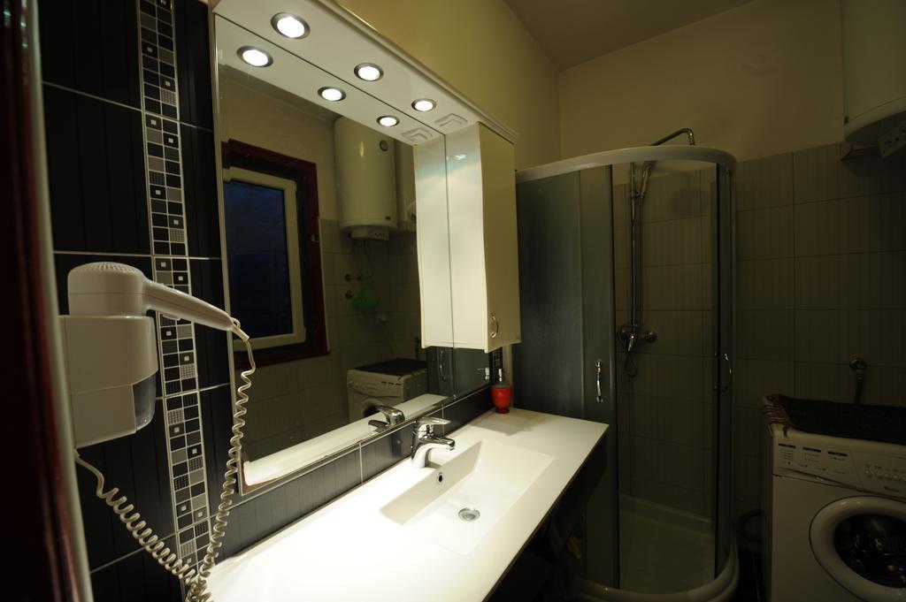 99 Muses Apartments Dordegol ภายนอก รูปภาพ
