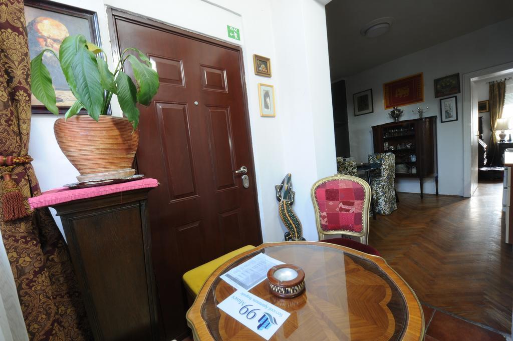 99 Muses Apartments Dordegol ภายนอก รูปภาพ